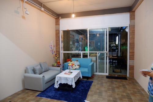 Khaosok city hostel in 索克山(素叻府) Khaosok city hostel in 索克山(素叻府)