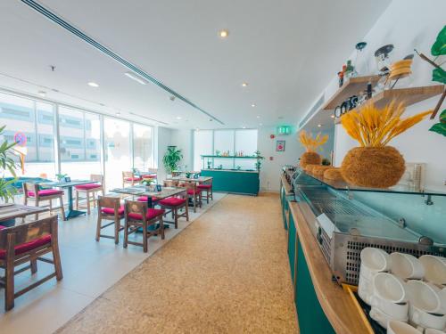 מסעדה, Kingsgate Hotel Abu Dhabi in אבו דאבי מסעדה, Kingsgate Hotel Abu Dhabi in אבו דאבי
