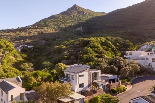 Villa Rhulani - four bedroom villa, pool, gym