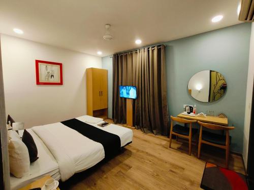 Hotel La Maison in Indira Nagar Hotel La Maison in Indira Nagar