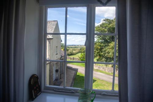Clemenstone House B&B in Bridgend Clemenstone House B&B in Bridgend