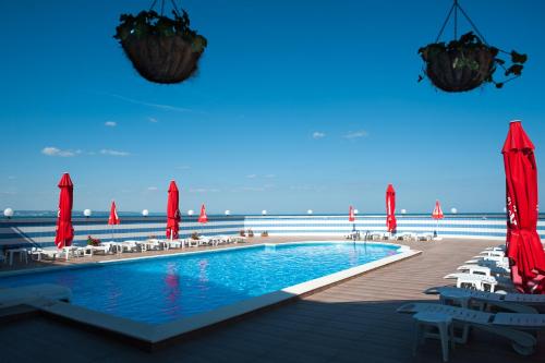 Úszómedence, Hotel Lilia in Golden Sands Úszómedence, Hotel Lilia in Golden Sands