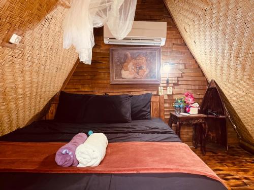 Triangle House and private hot spring near Mount Batur Triangle House and private hot spring near Mount Batur
