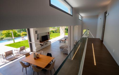 Shared lounge/TV area, Villa contemporaine classee 5 etoiles avec piscine Antibes in Trois Moulins Shared lounge/TV area, Villa contemporaine classee 5 etoiles avec piscine Antibes in Trois Moulins