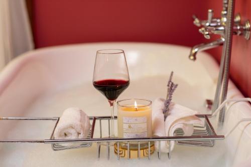 Зручності, Mirbeau Inn & Spa - Skaneateles in Сканітелс Зручності, Mirbeau Inn & Spa - Skaneateles in Сканітелс