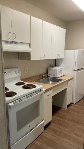 Sonesta Simply Suites Memphis in Memphis Sonesta Simply Suites Memphis in Memphis
