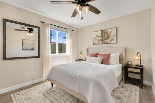 Downtown Windsor Home with Hot Tub and Pool Table in 溫莎 (CO) Downtown Windsor Home with Hot Tub and Pool Table in 溫莎 (CO)