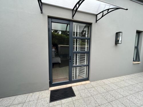 Exterior view, The Wantage Suites in Rosebank Exterior view, The Wantage Suites in Rosebank