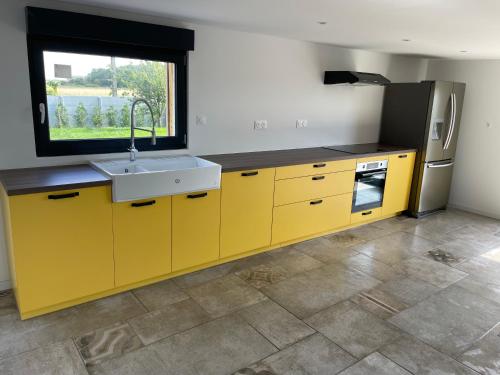 la Bigoudène pour 8 personnes (la Bigoudene pour 8 personnes) in อัว ปลาฌ la Bigoudène pour 8 personnes (la Bigoudene pour 8 personnes) in อัว ปลาฌ