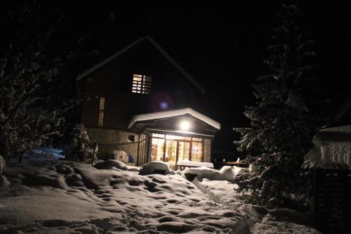 Snow White Chalet in Prevalle Snow White Chalet in Prevalle