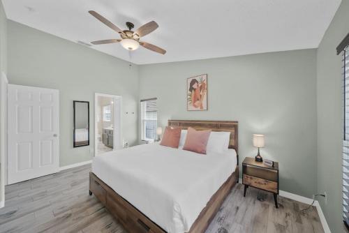 Heated Pool and Grill House Kissimmee Disney 8052