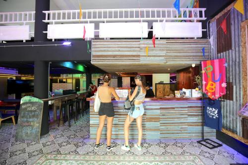 ทัศนียภาพภายนอกโรงแรม, เฮียร์ วี โก แบงค็อก (Here We Go Bangkok) near วัดพระแก้ว ทัศนียภาพภายนอกโรงแรม, เฮียร์ วี โก แบงค็อก (Here We Go Bangkok) near วัดพระแก้ว