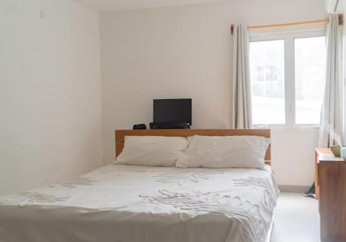Modern 2-Bedroom Apartment Near Le Phare Bleu Marina in Grand Anse Modern 2-Bedroom Apartment Near Le Phare Bleu Marina in Grand Anse