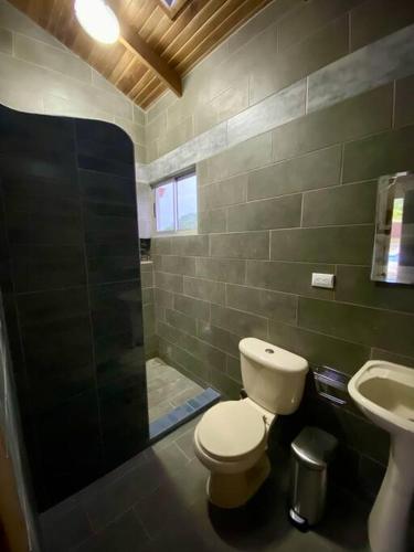 Fürdőszoba, Hermosa casa en Esterillos Este in Esterillos Este Fürdőszoba, Hermosa casa en Esterillos Este in Esterillos Este