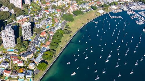 Exclusive Darling Apt Harbour View Balcony in Darling Point Exclusive Darling Apt Harbour View Balcony in Darling Point