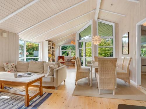 Holiday Home Nashota - 600m from the sea by Interhome in Vaeggerlose Holiday Home Nashota - 600m from the sea by Interhome in Vaeggerlose