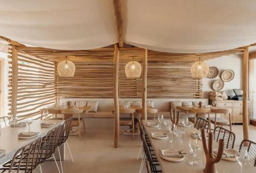 Halyard Beach Haven Dive into Bliss in Корлет Halyard Beach Haven Dive into Bliss in Корлет