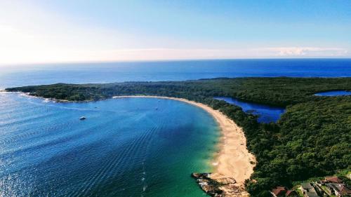 Sensational Ocean Views In Maianbar in Bundeena Sensational Ocean Views In Maianbar in Bundeena