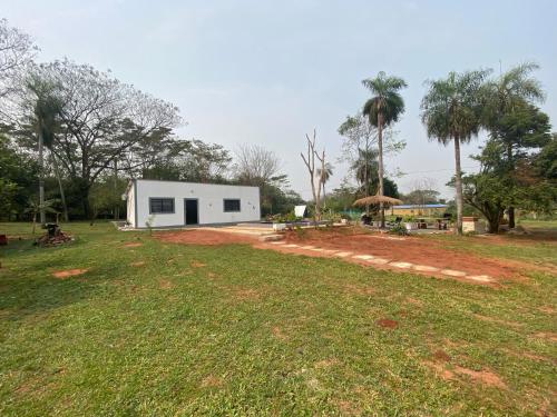 Gästehaus Kolibri (Gastehaus Kolibri) in Itauguá Gästehaus Kolibri (Gastehaus Kolibri) in Itauguá