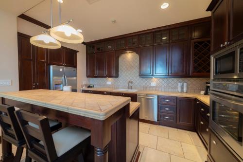 Vista Bahia 3 bdrm ocean view in beach Resort in Herradura Vista Bahia 3 bdrm ocean view in beach Resort in Herradura