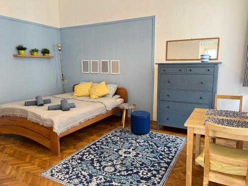 Sip Fifteen city center apartment