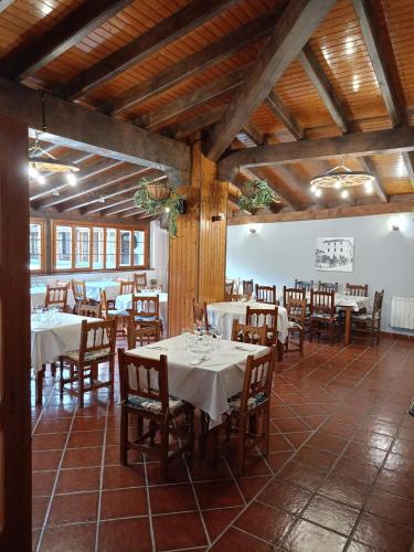 Étterem, Hostal del Camino de Santiago in Valcarlos-Luzaide Étterem, Hostal del Camino de Santiago in Valcarlos-Luzaide