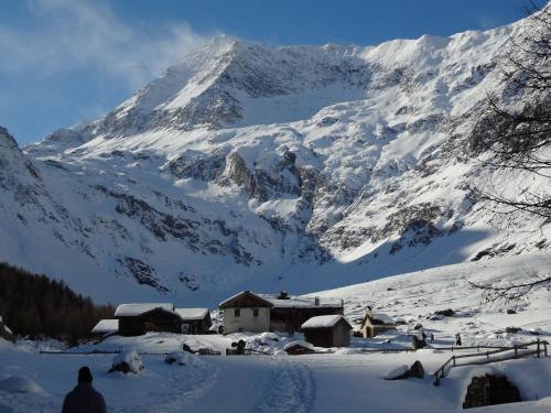 This photo about Hotel Pension Sonnegg shared on HyHotel.com