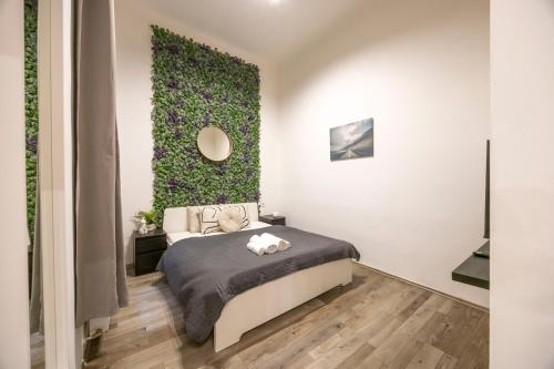 Central & Cozy Superior Terez Boulevard Apartment