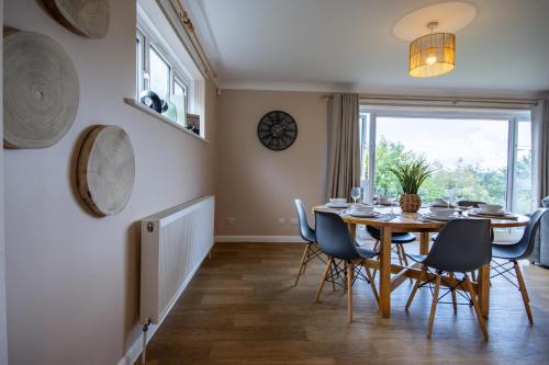Зручності, Detached House, Amazing Views, Driveway Parking in Bitterne Park Зручності, Detached House, Amazing Views, Driveway Parking in Bitterne Park