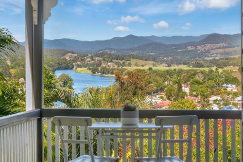 Glenelg Residence in Murwillumbah Glenelg Residence in Murwillumbah