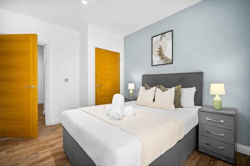 Modern Two Bedroom Apartment - Secure Parking - Birmingham City Centre - 195M