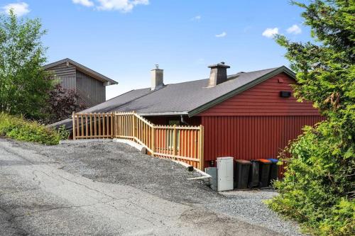 4 bedroom appartment - close to city center, uni & Technology park - fully furnished in Kongsberg 4 bedroom appartment - close to city center, uni & Technology park - fully furnished in Kongsberg