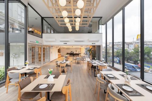Food and beverages, Salaya One Hotel & Service Apartment in Nakhon Pathom Food and beverages, Salaya One Hotel & Service Apartment in Nakhon Pathom