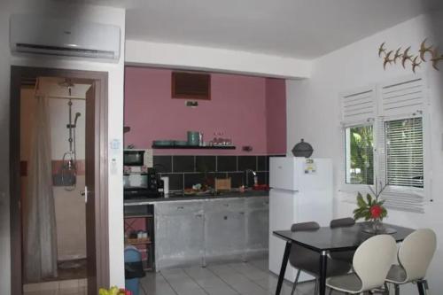 Kitchen, Appartement avec vue sur la mer a La Trinite - 32 m² - Terrasse in La Trinite Kitchen, Appartement avec vue sur la mer a La Trinite - 32 m² - Terrasse in La Trinite