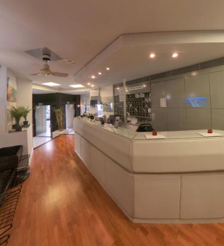 Lobby, Giappone Inn Parking Hotel in Livorno Lobby, Giappone Inn Parking Hotel in Livorno