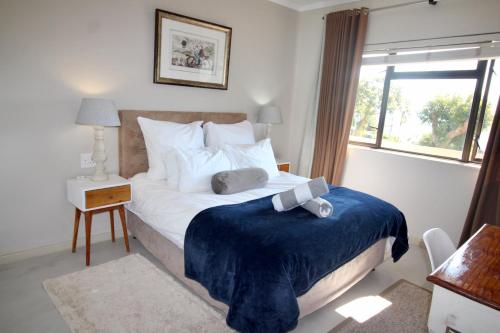 Camps Bay sea view apartment