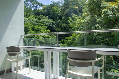 Surrounding environment, Punta Esmeralda by Punta Leona in Herradura Surrounding environment, Punta Esmeralda by Punta Leona in Herradura