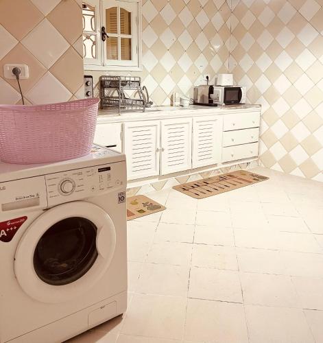 Superbe appartement avec jardin à 15min de l aéroport (Superbe appartement avec jardin a 15min de l aeroport) in Ariana Superbe appartement avec jardin à 15min de l aéroport (Superbe appartement avec jardin a 15min de l aeroport) in Ariana