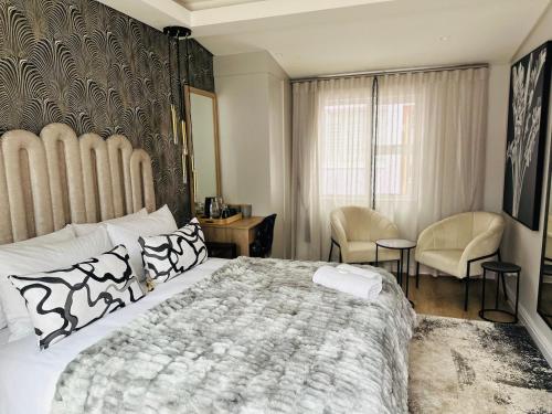 Every bodys home in Mthatha Every bodys home in Mthatha