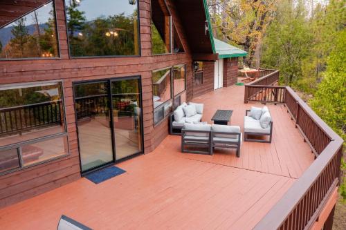 Facilities, Summit Cabin Stunning home Loaded with amenities in Bass Lake (CA) Facilities, Summit Cabin Stunning home Loaded with amenities in Bass Lake (CA)
