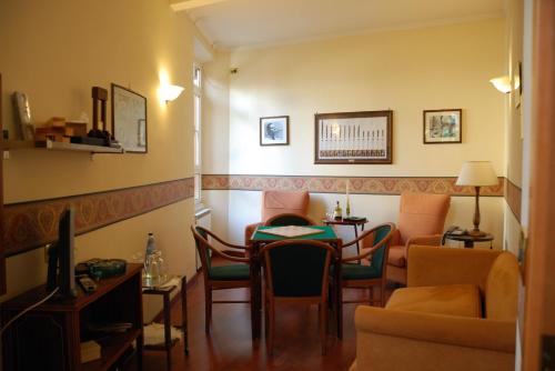 Pub/Lounge, Hotel Iris Crillon in Fiuggi Pub/Lounge, Hotel Iris Crillon in Fiuggi