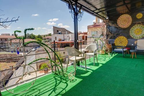 شرفة/ تراس, Aşk-ı Nare Cave Hotel - Swimming Pool & SPA in Nevsehir شرفة/ تراس, Aşk-ı Nare Cave Hotel - Swimming Pool & SPA in Nevsehir