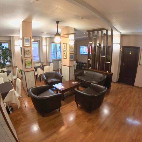 Giappone Inn Parking Hotel in Livorno Giappone Inn Parking Hotel in Livorno