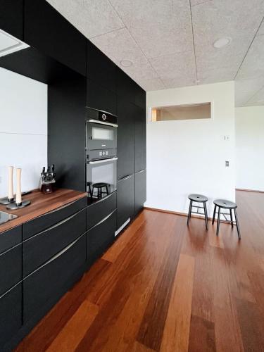Stunning Ocean View Penthouse Apartment in Trongisvágur Stunning Ocean View Penthouse Apartment in Trongisvágur