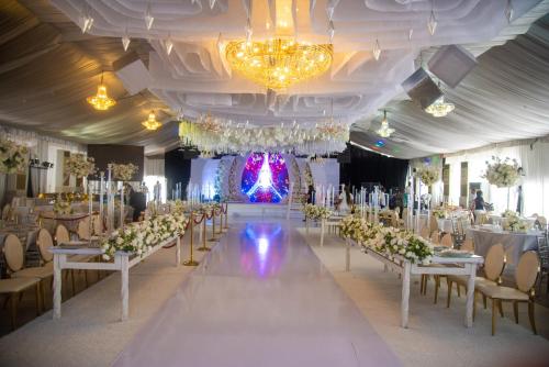 Конференц-зал / бальні зали, Golden Tulip Hotel -GT31 Stadium Road in порт Харкорт Конференц-зал / бальні зали, Golden Tulip Hotel -GT31 Stadium Road in порт Харкорт