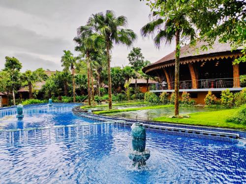 Swimming pool, Non Ecolodge in Son Tay Swimming pool, Non Ecolodge in Son Tay
