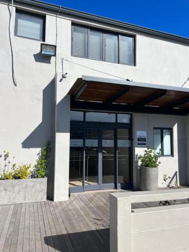Hermanus Waterfront Apartment 12 in Hermanus Hermanus Waterfront Apartment 12 in Hermanus
