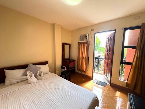 Manora Apartments and Guest House in Talisay City Manora Apartments and Guest House in Talisay City