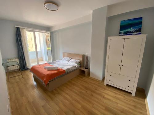 Modern Vake Park Apartment