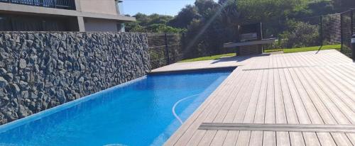 Плувен басейн, Unit 208 Zimbali Boulevard Edge in Порт Зимбали Плувен басейн, Unit 208 Zimbali Boulevard Edge in Порт Зимбали